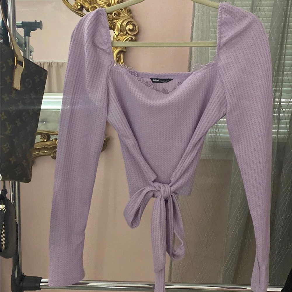 Cropped shirt